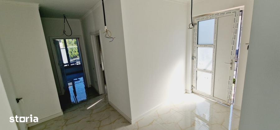 Casă cu 4 camere cu Teren 408 Mp în Oncea