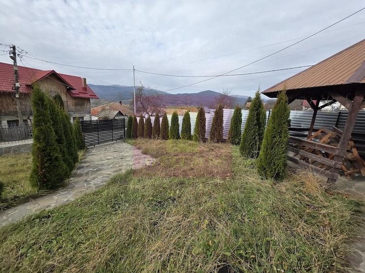 Casă cu 4 camere cu Teren 475 Mp în Valea Doftanei