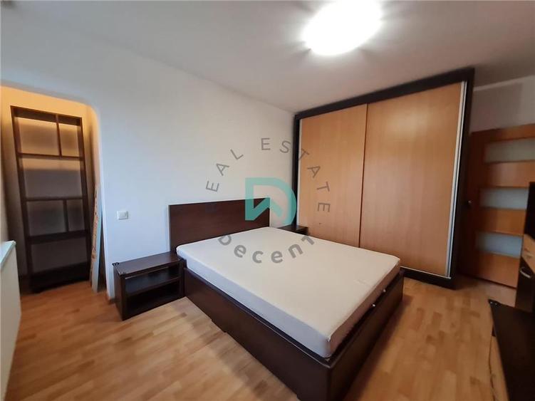 Apartament cu 2 camere decomandat, mobilat în Triaj