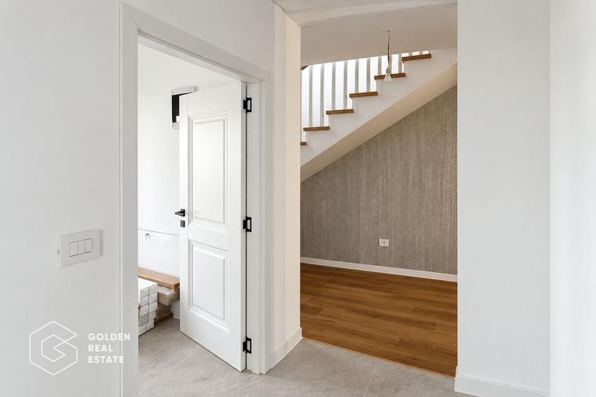 Duplex cu 4 camere cu Canalizare în Săcălaz