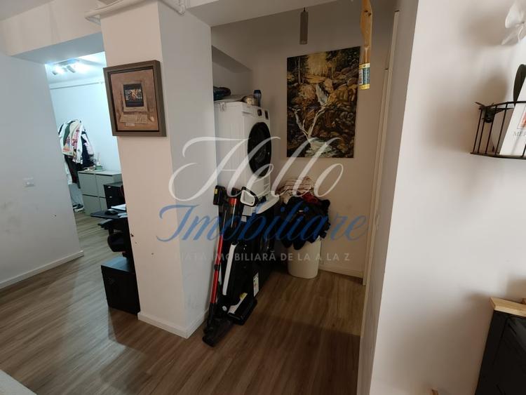 Apartament cu 2 camere semidecomandat, mobilat în Florești