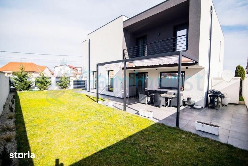 Casă cu 4 camere cu Teren 500 Mp în Central