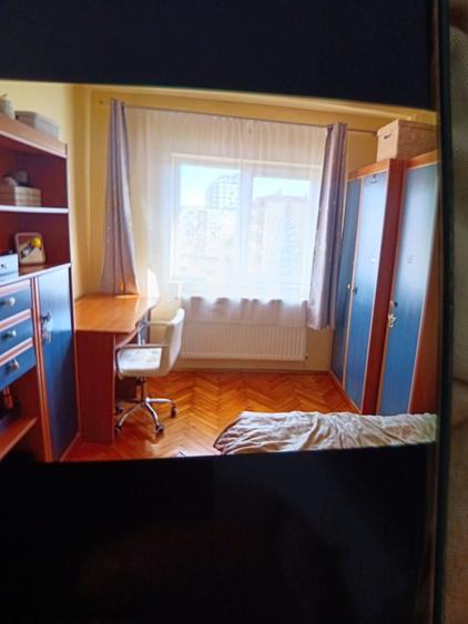 Apartament cu 4 camere decomandat în Săliște