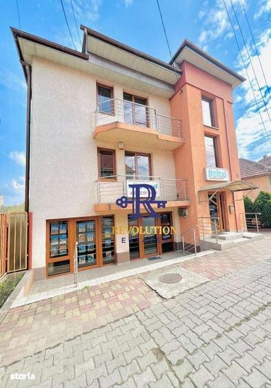 Spațiu comercial, de 254 mp, în Cetate