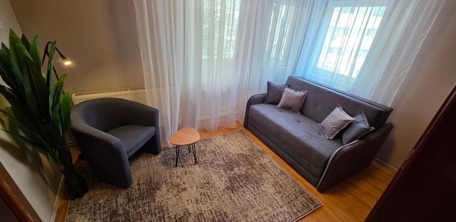 Apartament 3 Camere | Semidecomandat | 13 Septembrie | Centrala Proprie - 1