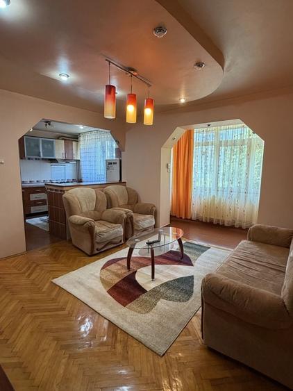 Apartament cu 3 camere în Central