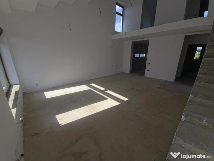 Casă cu 4 camere cu Teren 362 Mp în Cumpăna