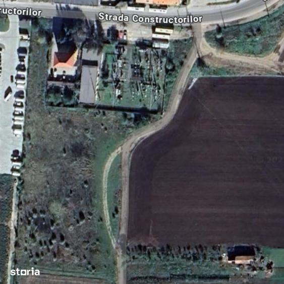Teren de 10600 mp, în Central