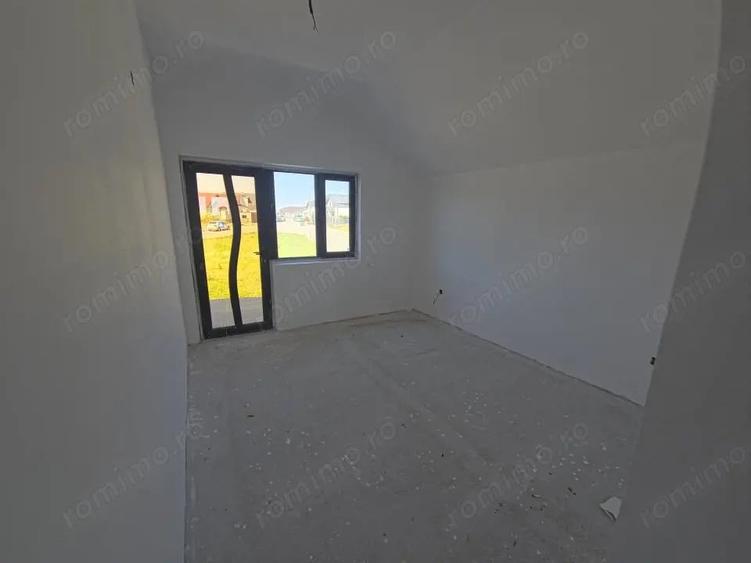 Casă cu Teren 210 Mp în Valu lui Traian