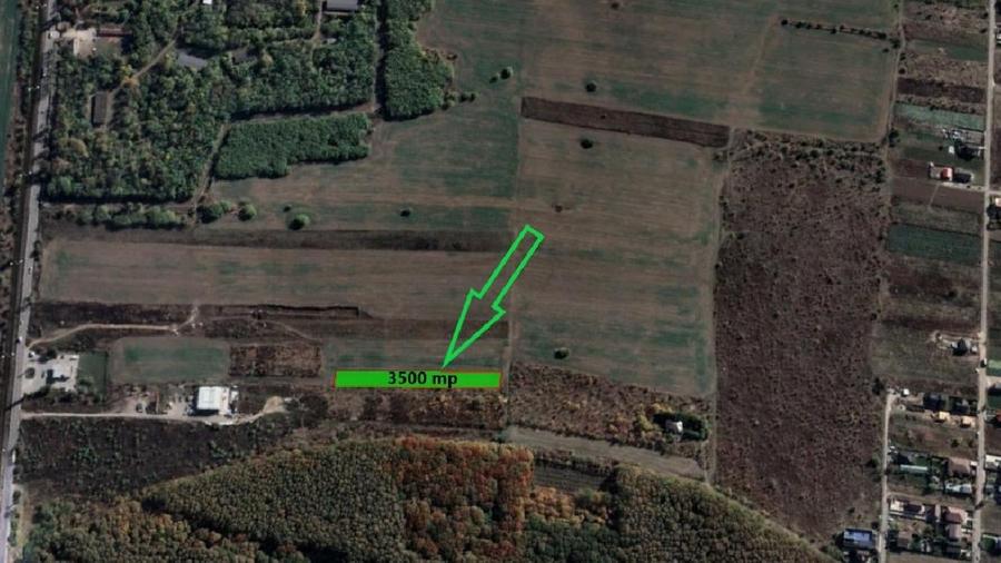 Teren agricol intravilan de 3500 mp, în Central