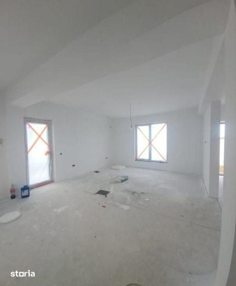 Casă cu 3 camere cu Teren 320 Mp în Central