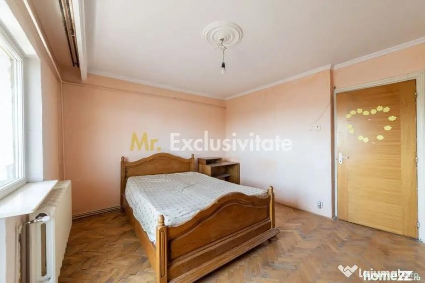 Apartament cu 3 camere decomandat în Găvana