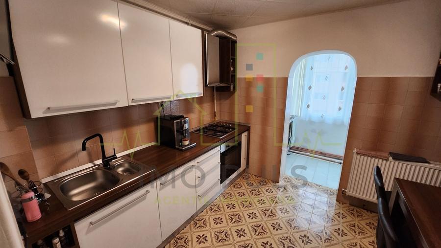 Apartament cu 2 camere decomandat, mobilat în Girocului