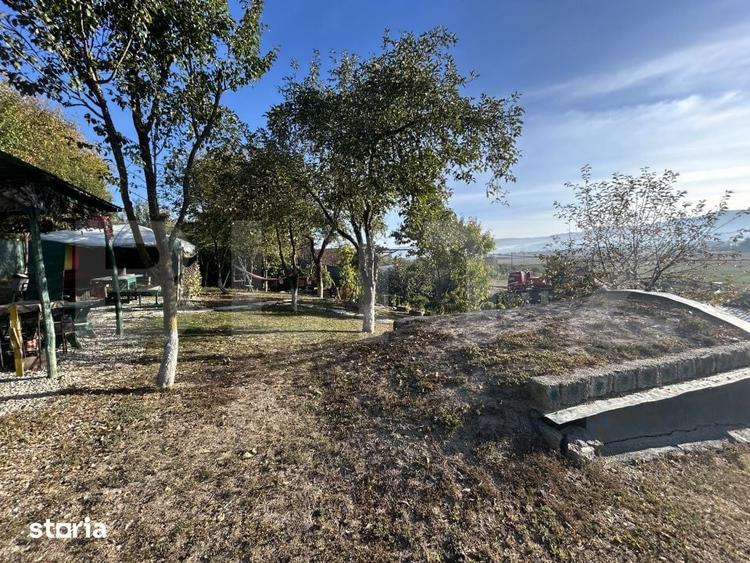 Casă cu 2 camere cu Teren 1000 Mp în Central