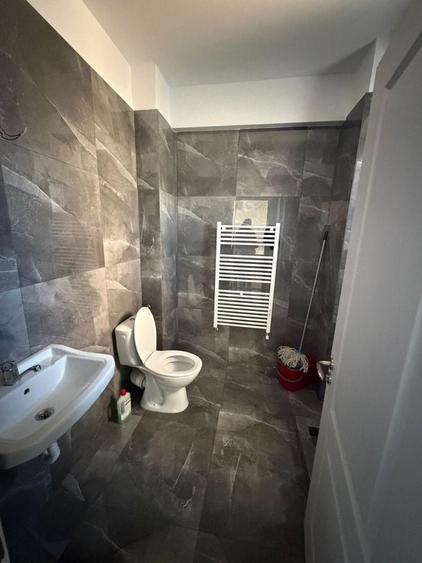 Apartament cu 3 camere în Popoveni