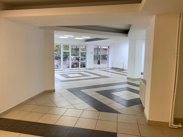Spațiu comercial, de 166 mp, în Mărăști