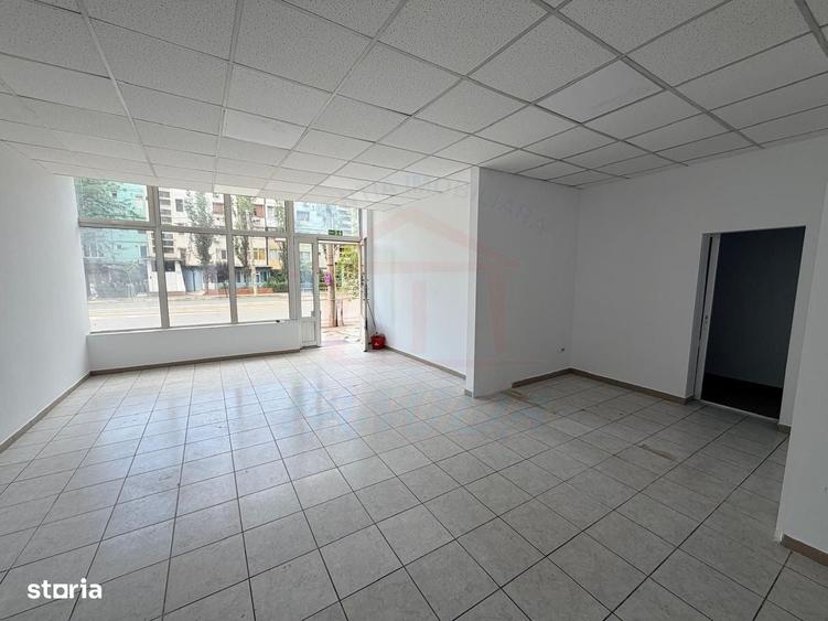 Spațiu comercial, de 53 mp, în Central
