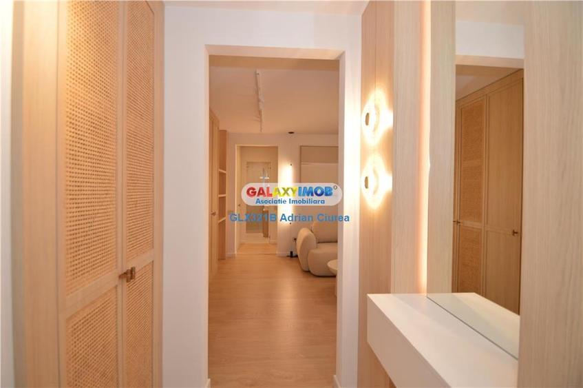 Apartament cu 2 camere semidecomandat, mobilat în Unirii
