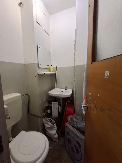 Apartament cu 3 camere decomandat în Răcădău
