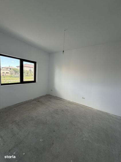 Casă cu 4 camere cu Teren 335 Mp în Central
