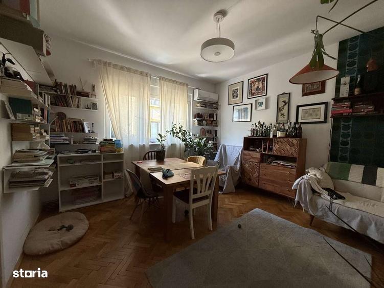 Apartament cu 4 camere în Gara de Nord