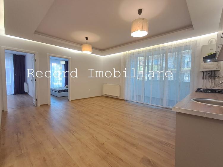 Apartament cu 3 camere semidecomandat în Florești