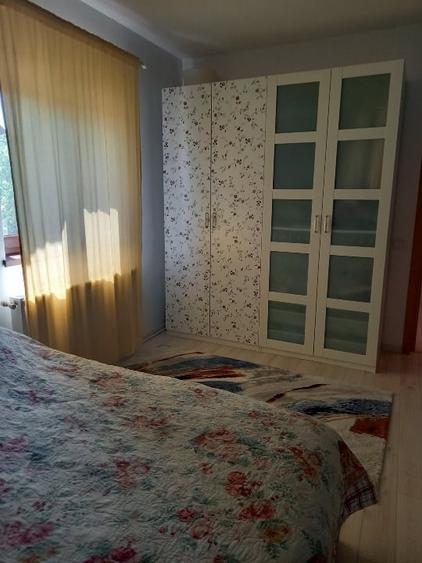 Casă individuală cu 4 camere cu Teren 150 Mp în Roșu