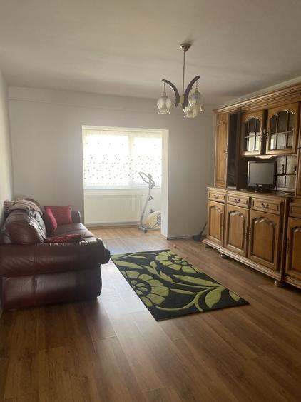 Apartament cu 2 camere decomandat în Drumul Carului