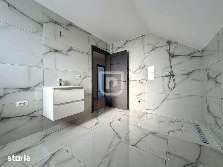 Casă cu 5 camere cu Teren 390 Mp în Central