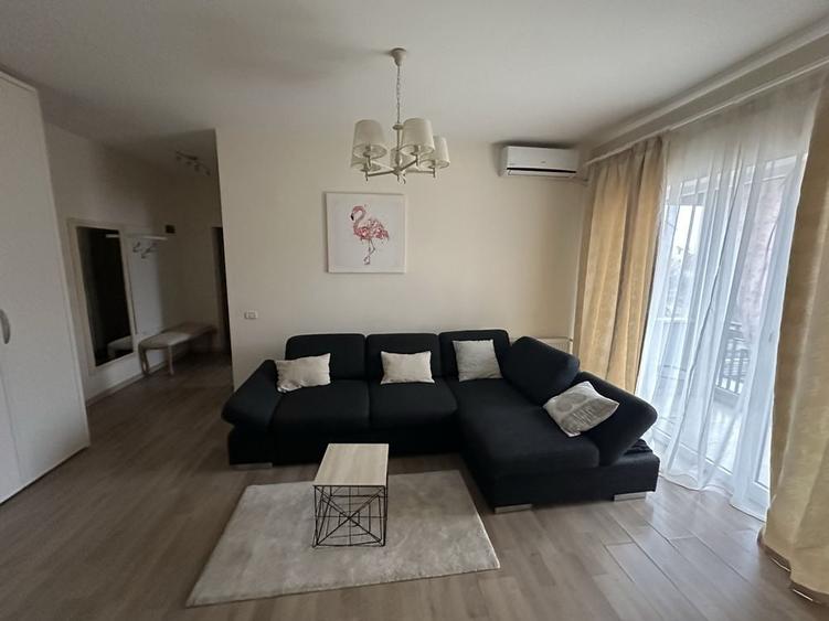 Apartament cu 2 camere semidecomandat în Central