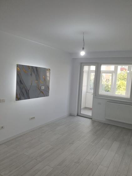 Apartament cu 2 camere decomandat în Berceni