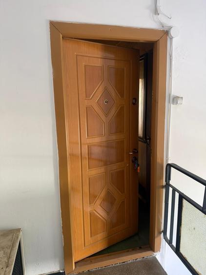 Apartament cu 3 camere în Militari