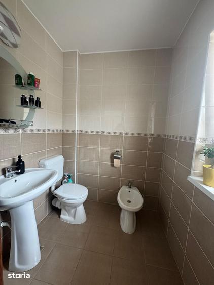 Casa tip insiruit, D+P+M, 4 camere, garaj, 214 mp teren, zona Centru - 6