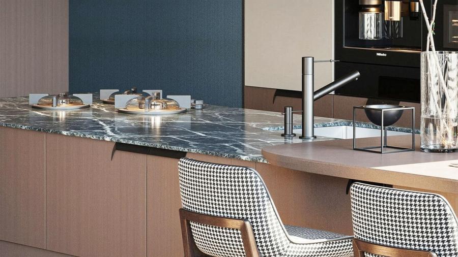 Penthouse cu 5 camere decomandat în Take Ionescu