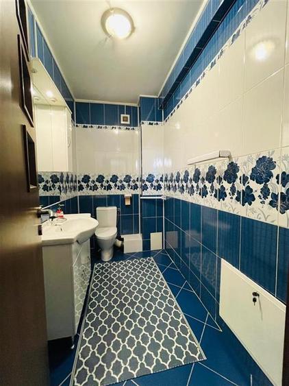 Casă individuală cu 4 camere cu Canalizare în Central