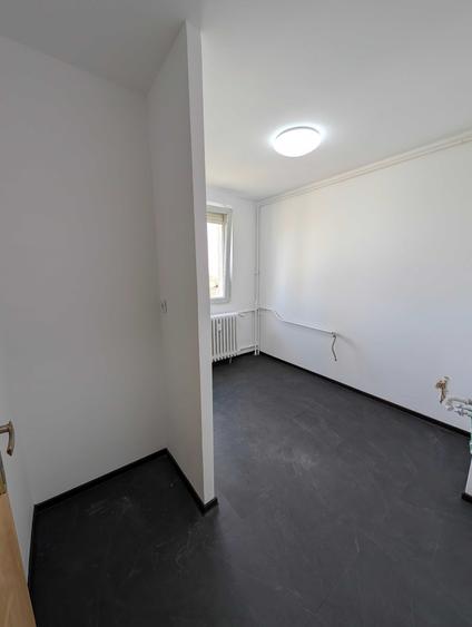 Apartament cu 2 camere decomandat în 1 Decembrie 1918