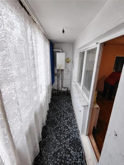 Apartament cu 2 camere semidecomandat în Cetății