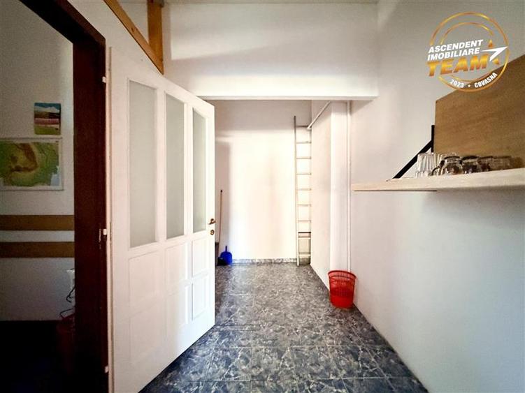 Spațiu comercial, de 35.349998474121 mp, în Simeria