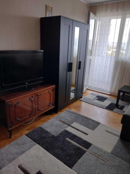 Apartament cu 2 camere semidecomandat în Dristor