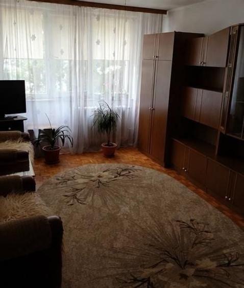 Apartament cu 2 camere decomandat în Uiasca