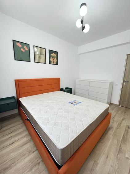 Proprietar, 2 camere decomandat, 10-12 min pe jos de metrou (950m), loc parcare - 1