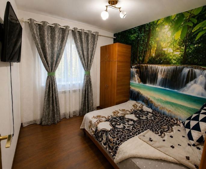 Apartament cu 3 camere semidecomandat în Big