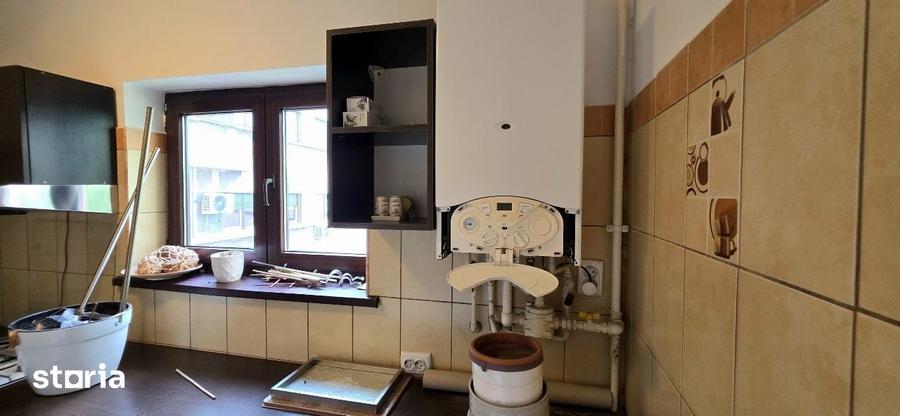 Dacia apartament 4 camere nemobilate de inchiriat - 20