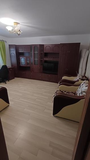 Apartament cu 2 camere decomandat în Dosu Bricii
