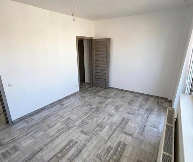 Apartament cu 2 camere decomandat în Florești — fotografia 2