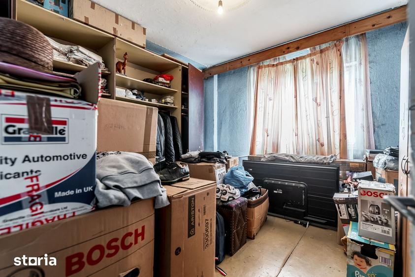 Apartament cu 4 camere în Micălaca