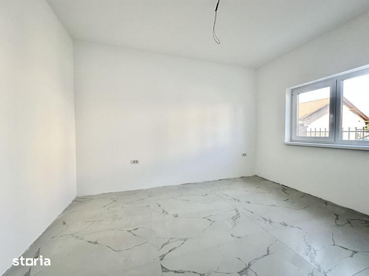 Casă cu 3 camere cu Teren 250 Mp în Moșnița Nouă