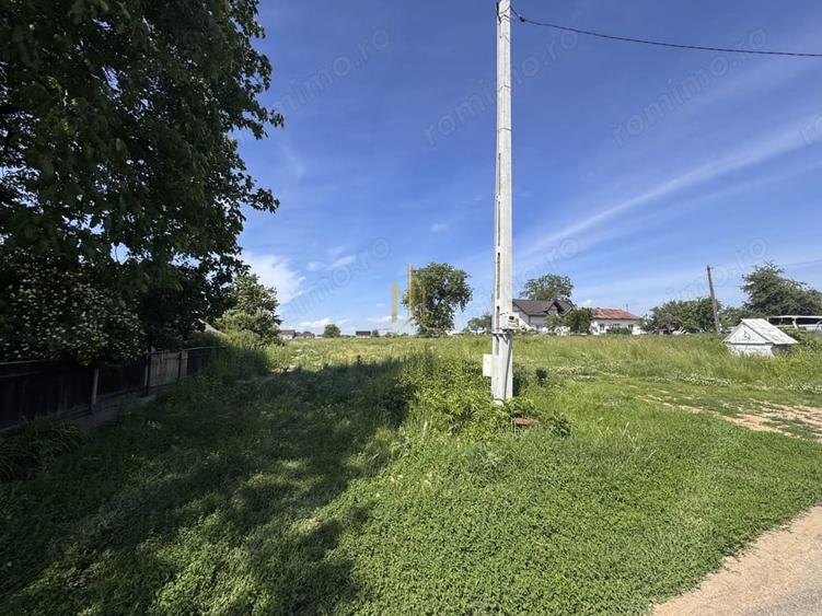 Teren de 500 mp, în Plopeni