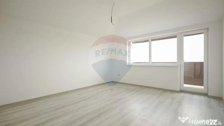 Apartament cu 2 camere decomandat în Sânpetru