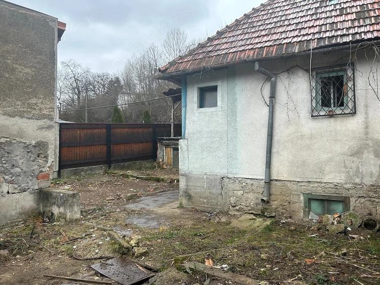 Casă cu Teren 207 Mp în Centrul Civic